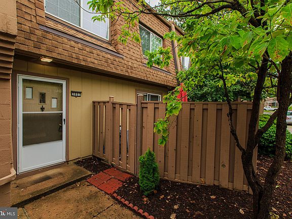 2nd image of 3807 El Cerrito Pl #C