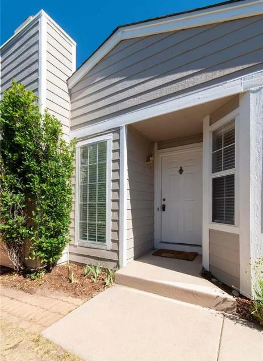 Building Photo - Boxelder Dr