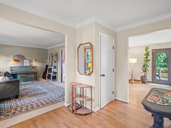 5th image of 7711 Kennedy Ln