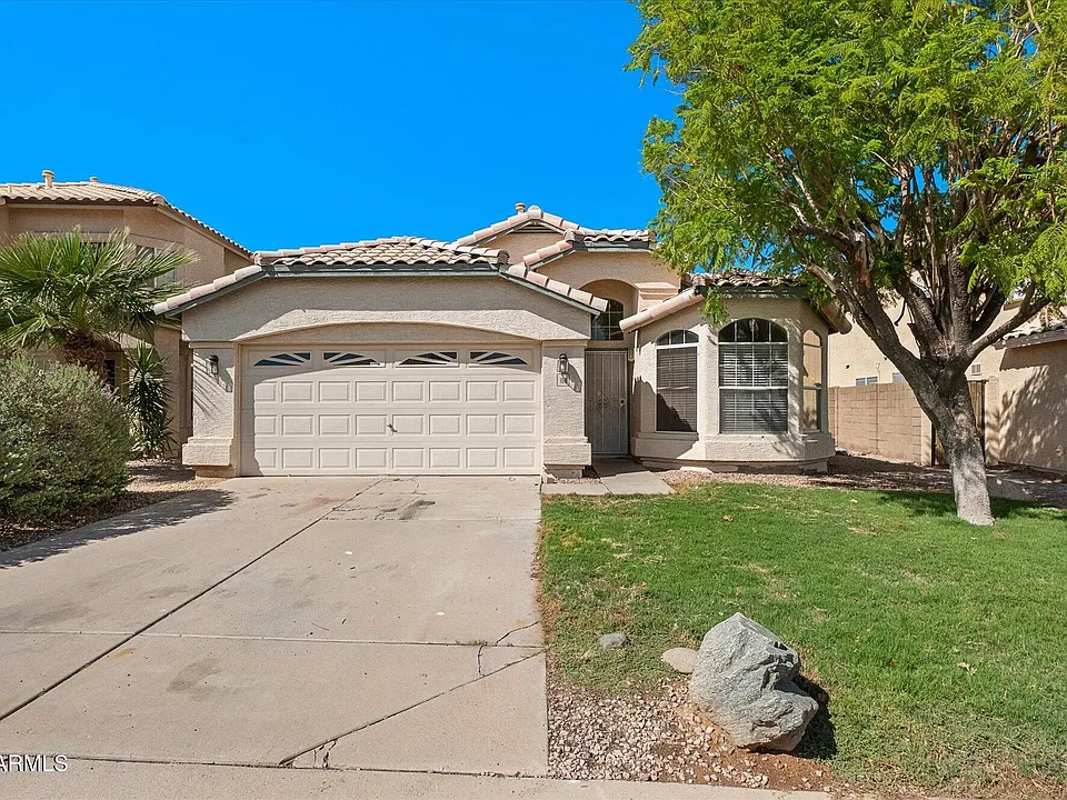 150 S Cobblestone Dr