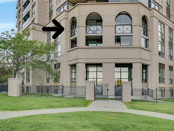 3rd image of 220 Forum Dr Unit 301