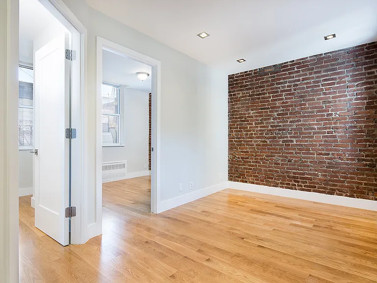 249 Broome St #13 — Photo 2
