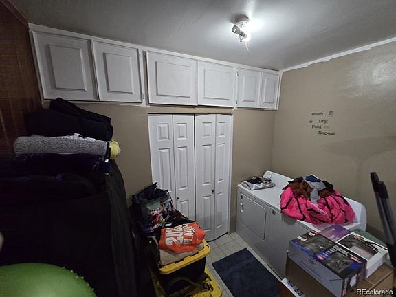 5th image of 1437 S Yates Street
