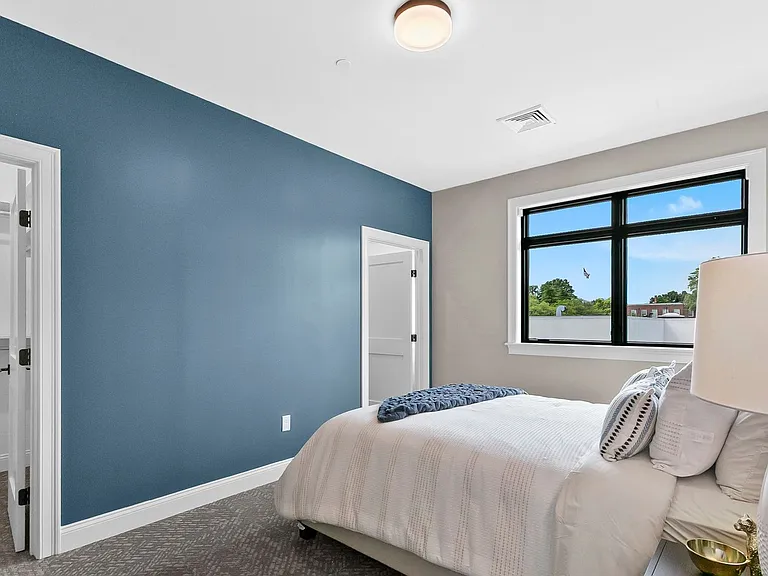Byline Apartments — Photo 16