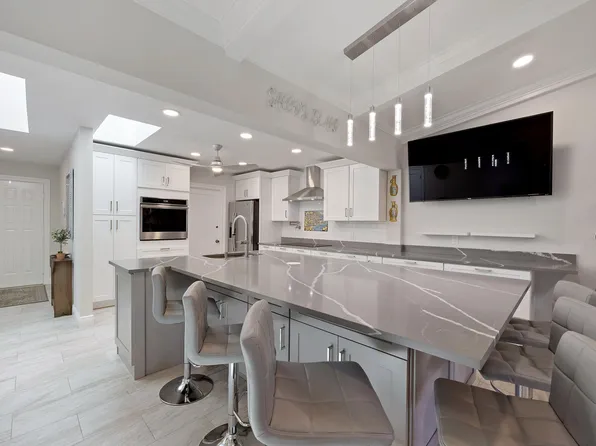 7 Ridge Pointe Drive #C, Boynton Beach, FL 33435