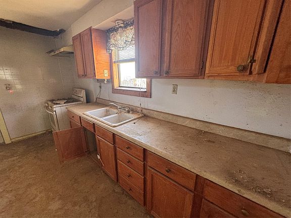5th image of 4608 Wasson Rd