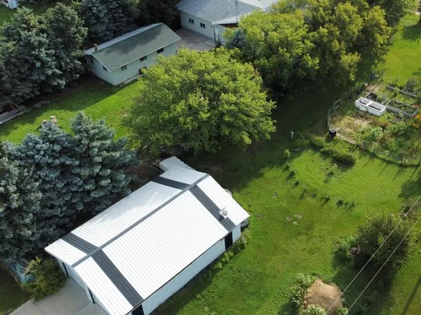 200 & 202 Saskatchewan AVENUE, Tramping Lake, SK S0K 4H0