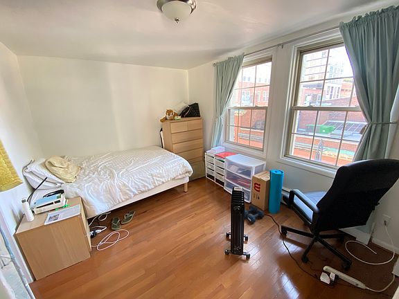 2nd image of 131 Court St APT 2C