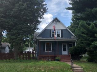 2910 Dubuque St, Davenport, IA 52803