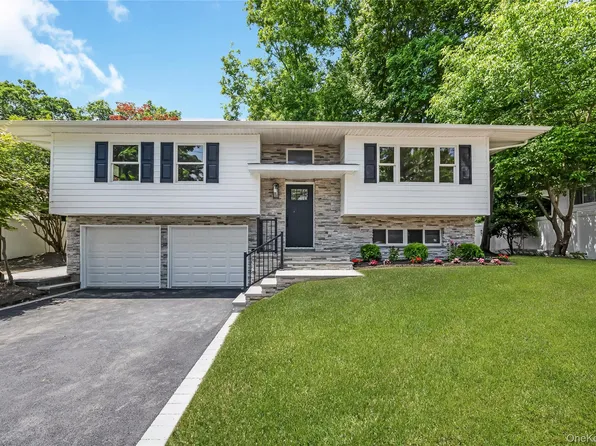 145 Lenore Lane, Centereach, NY 11720