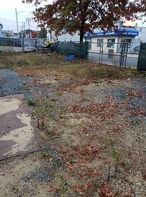 1st image of 273 Essex St