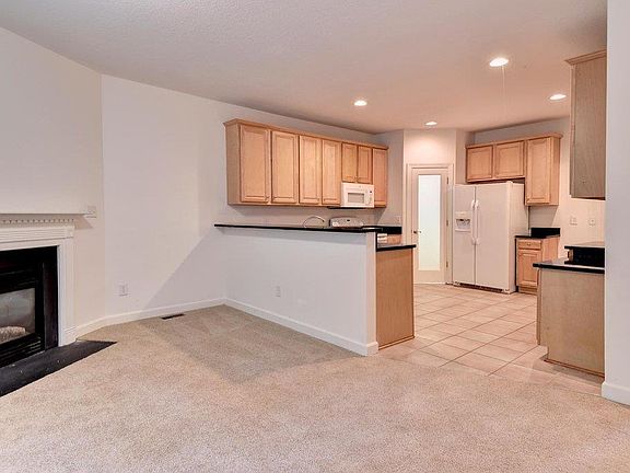 4th image of 117 Chanticleer Ct
