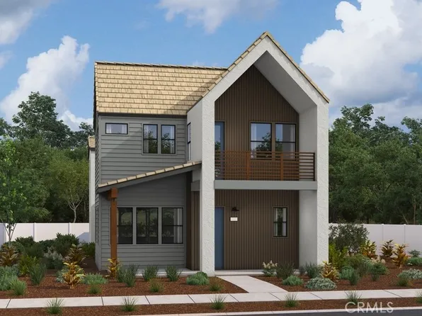 27415 Creekwood Ln, Valencia, CA 91381