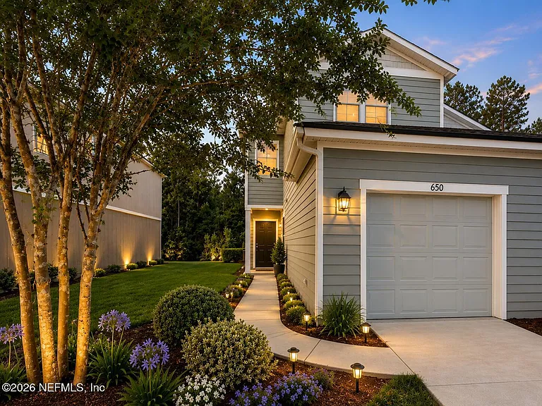 650 Servia Dr — Photo 2