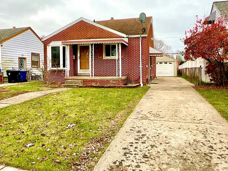 20489 Beech Daly Rd — Photo 1