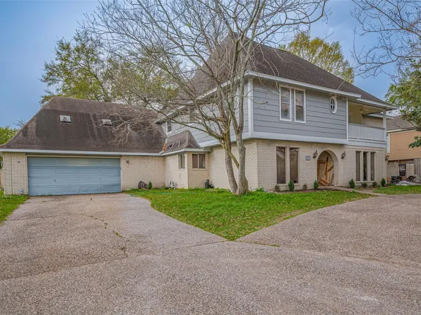 4015 Black Locust Dr, Houston, TX 77088