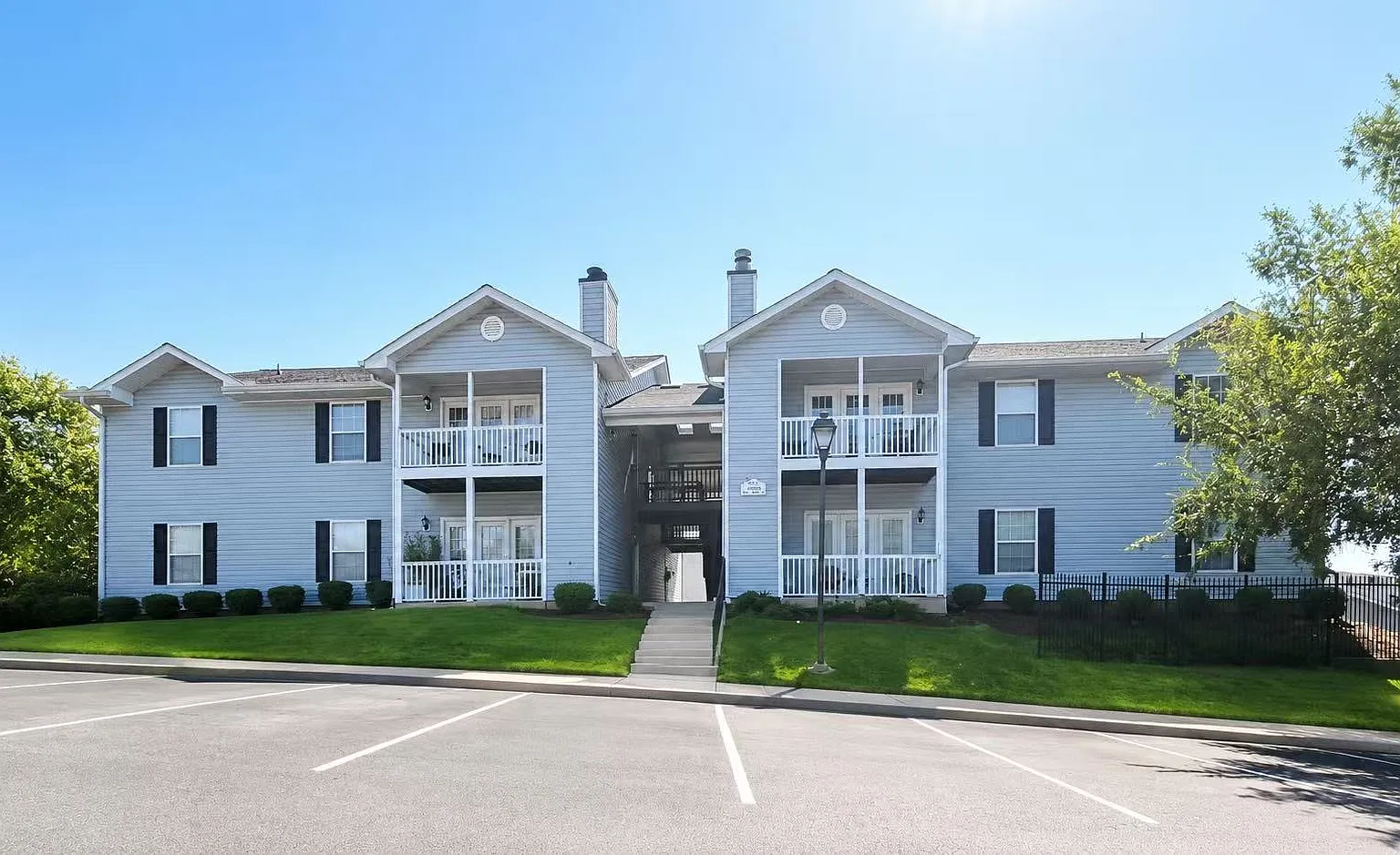 2 bed, 1248 sqft, $1,349 — Photo 1