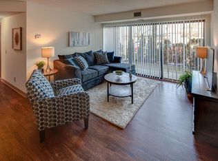 Kensington Place Apartments, Cleveland, OH 44118