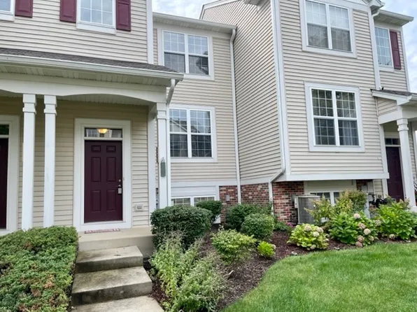 121 Terra Firma Ln #121, Volo, IL 60020