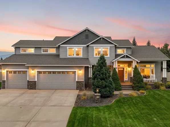 17316 E Galactica Ct, Greenacres, WA 99016