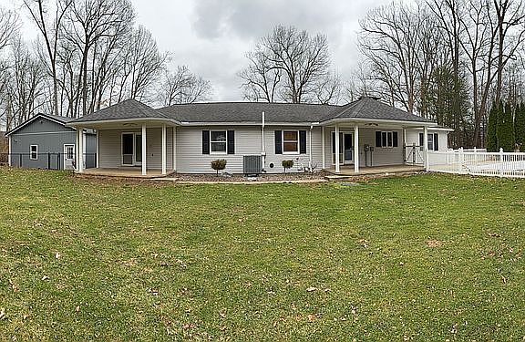 2nd image of 378 Airport Rd