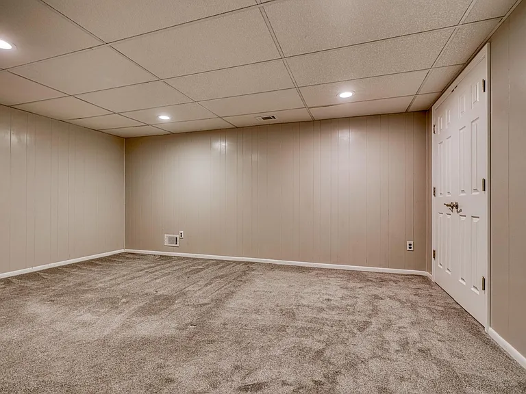 18 Collis Ct — Photo 24