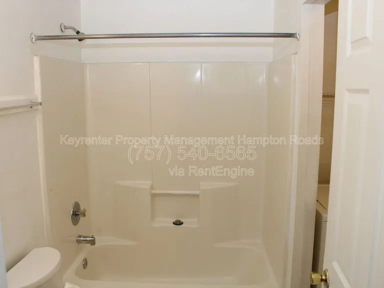 44 Lucinda Ct — Photo 26