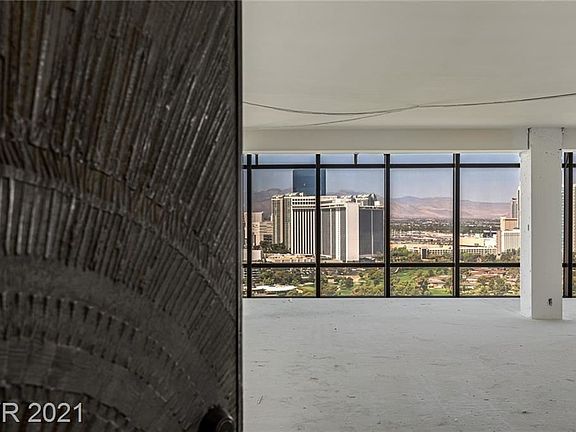 3rd image of 3111 Bel Air Dr Unit 28G