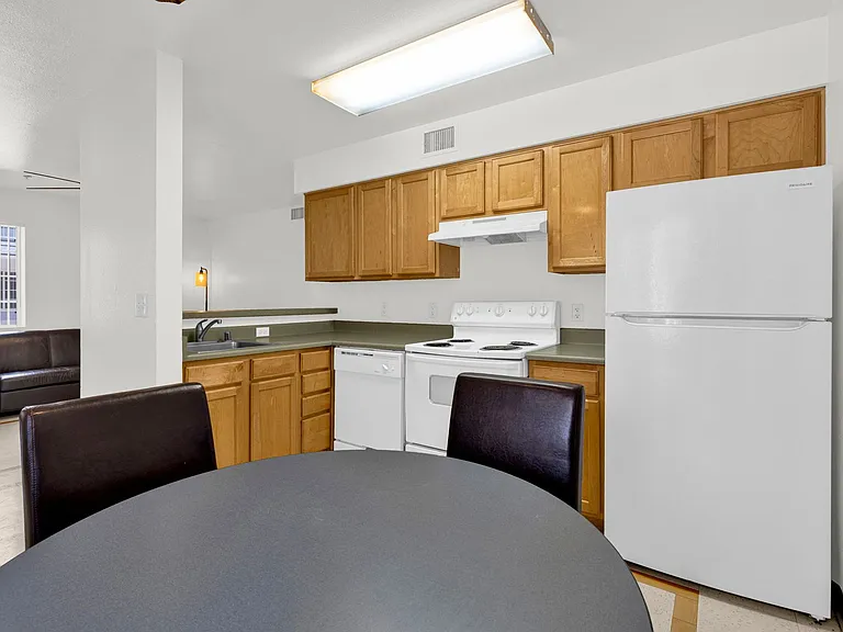 2302 W Colter St — Photo 55