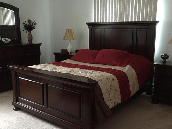 5th image of 51 Harrington Dr S