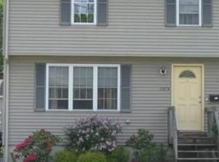 1047 Main St #A, Woburn, MA 01801