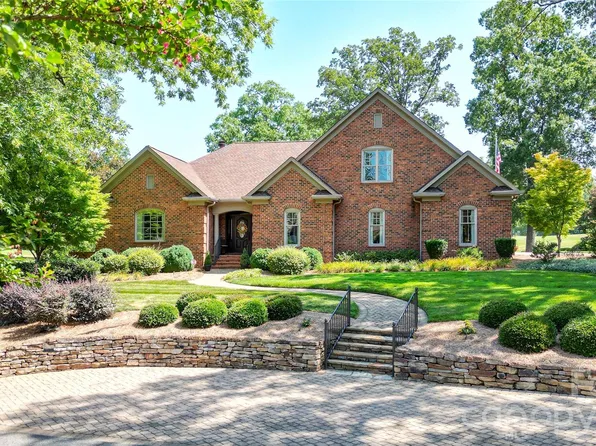 8 North Road Cir, Salisbury, NC 28144