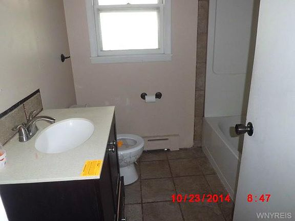 5th image of 133 Vegola Ave