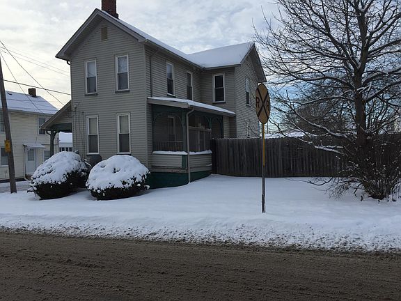 5th image of 150 1st St