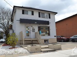 34 McArthur Ave #5, Ottawa, ON K1L 6R2