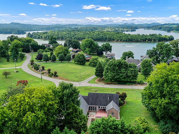 5th image of 4803 Scenic Point Dr