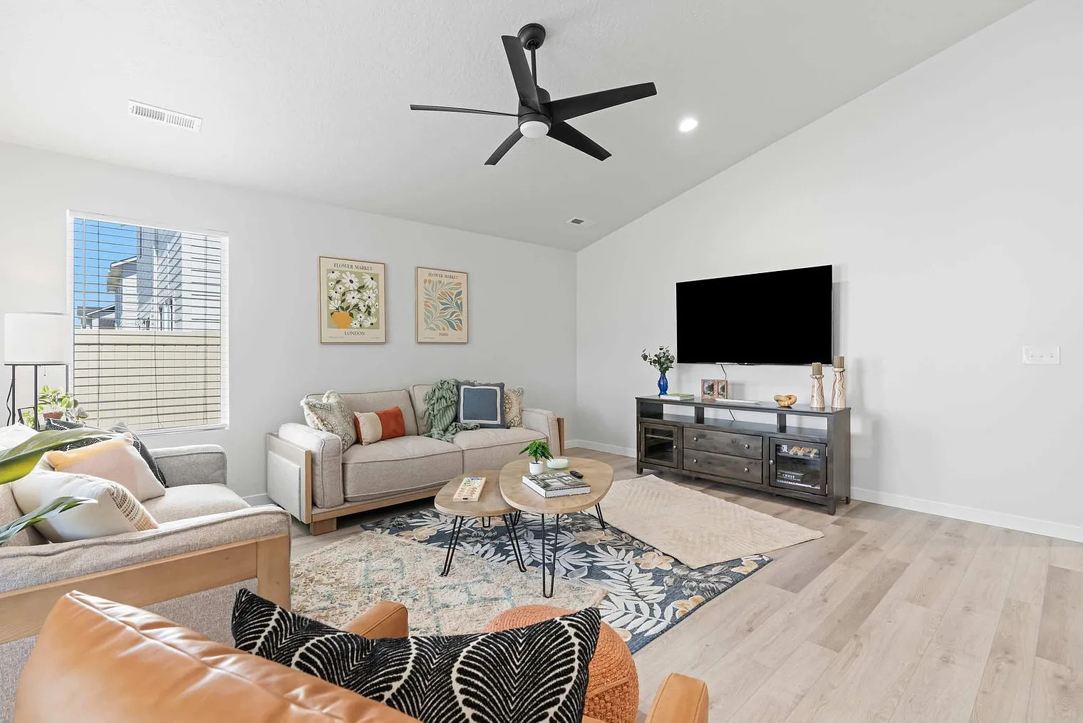 4 bed, 2.0 bath, 2195 sqft, $7,117 — Photo 2