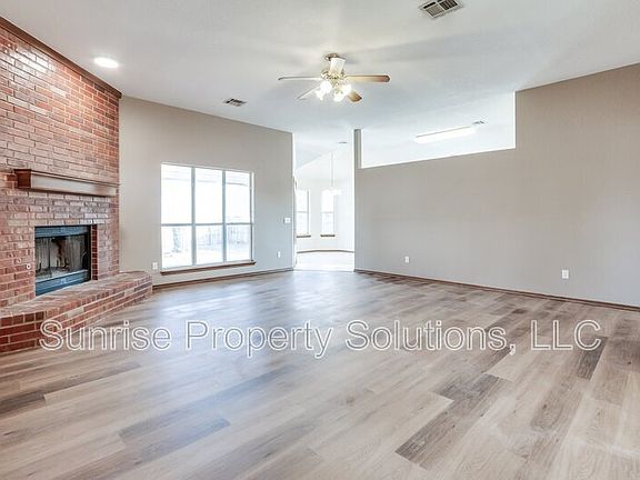 4th image of 509 Gyrfalcon Dr