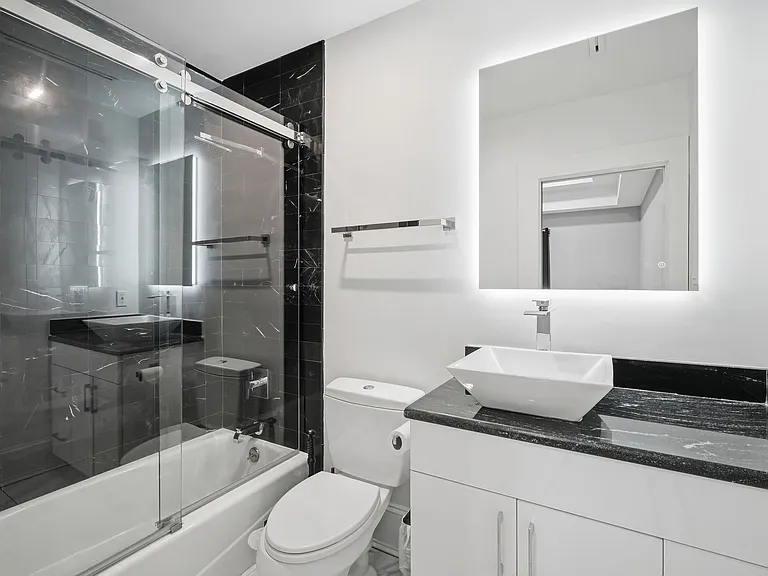 2418 W Palm Dr — Photo 14