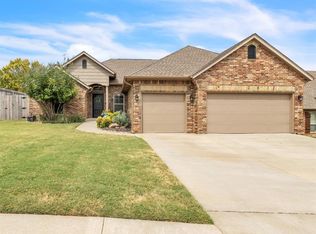 400 Horizon View Ct, Norman, OK 73071