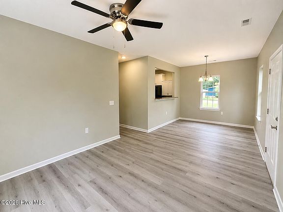 4th image of 440 Pine Cliff Road