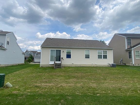 3rd image of 207 Oakford St