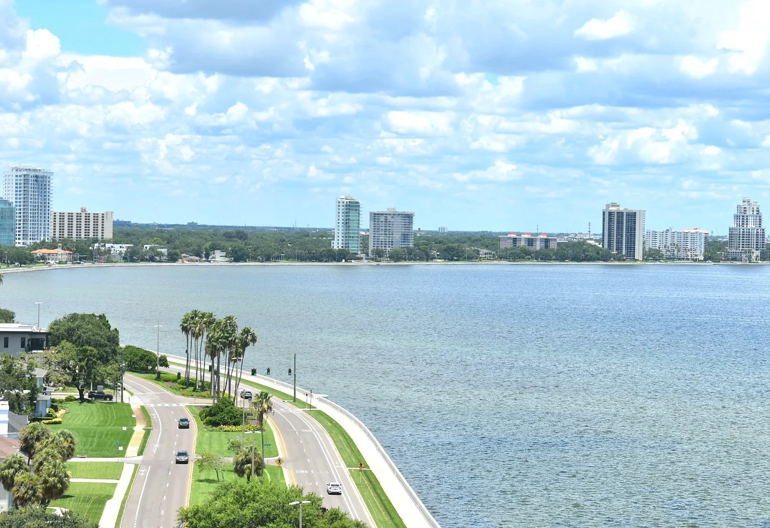 4015 Bayshore Blvd — Photo 1