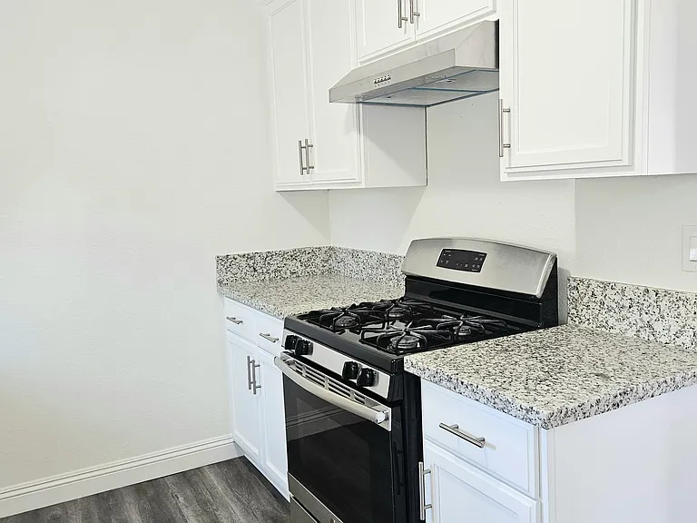 3933 Severance Ave #1/2 — Photo 3