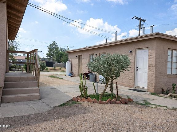 3rd image of 712 W FILLMORE Street