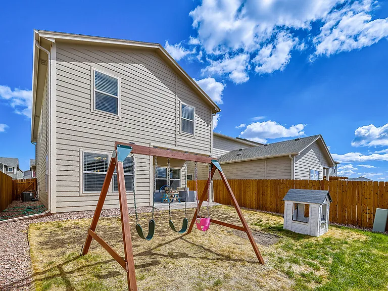 8116 Kittrick Pl — Photo 27