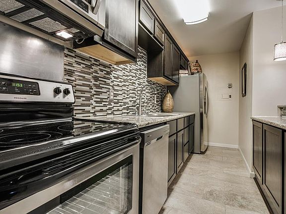 3rd image of 2627 Douglas Ave APT 110