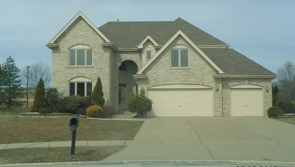 1st image of 26 Carrington Ct