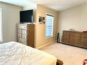 2068 Executive Dr — Photo 9