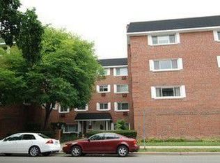 800 Washington Blvd APT 301, Oak Park, IL 60302